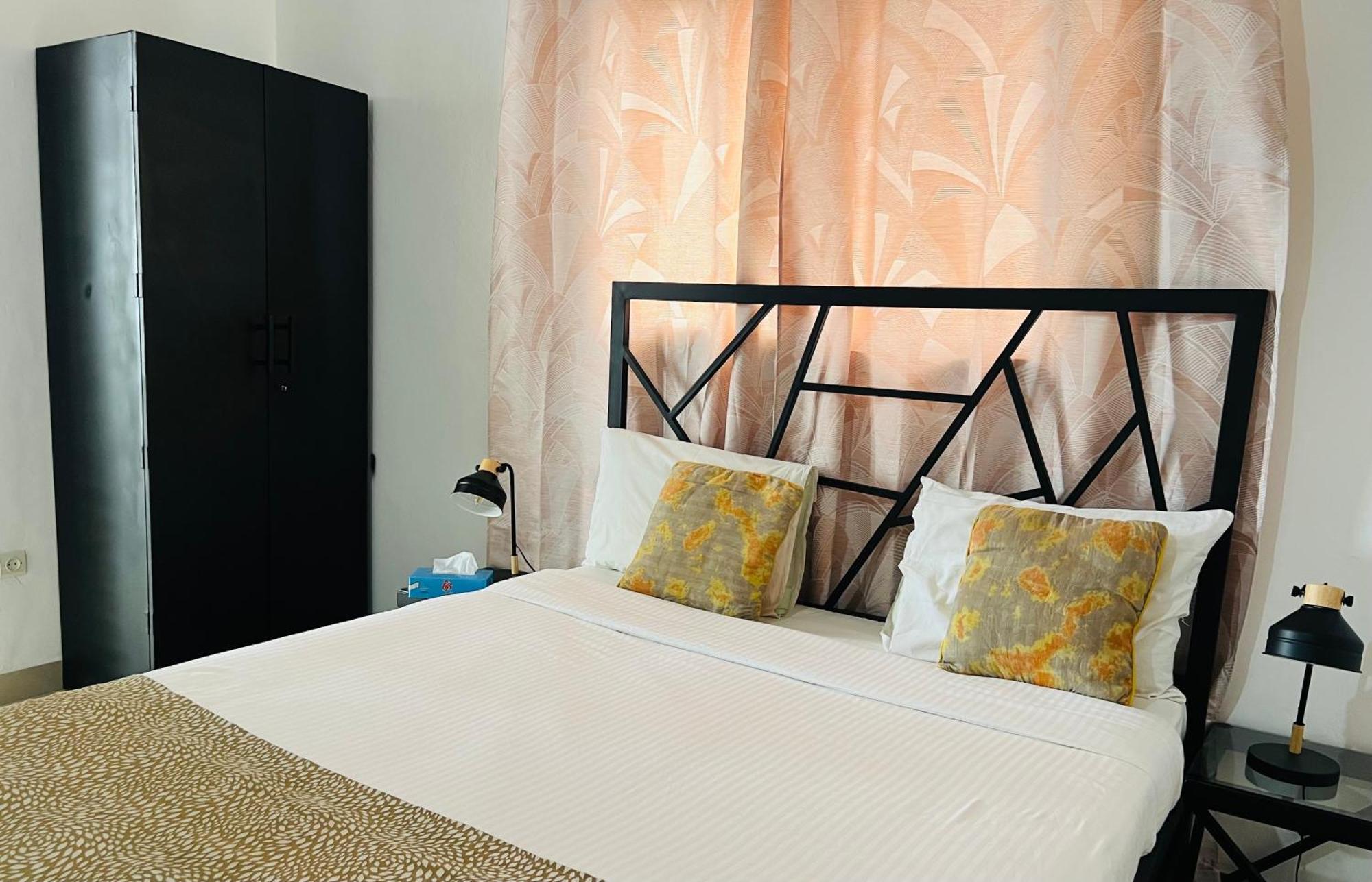 Illiyin Boutique Hotel Дакар Экстерьер фото