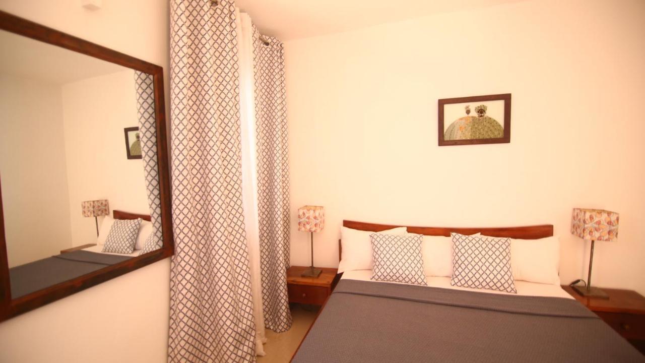 Illiyin Boutique Hotel Дакар Экстерьер фото