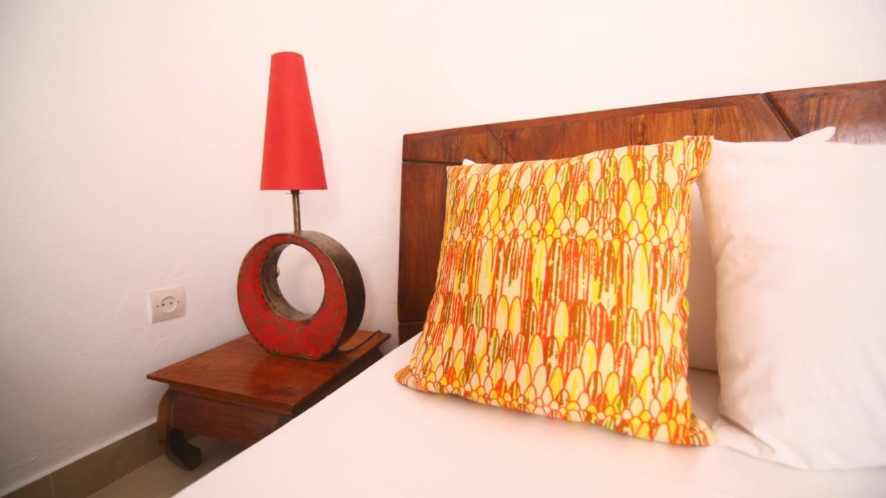 Illiyin Boutique Hotel Дакар Экстерьер фото
