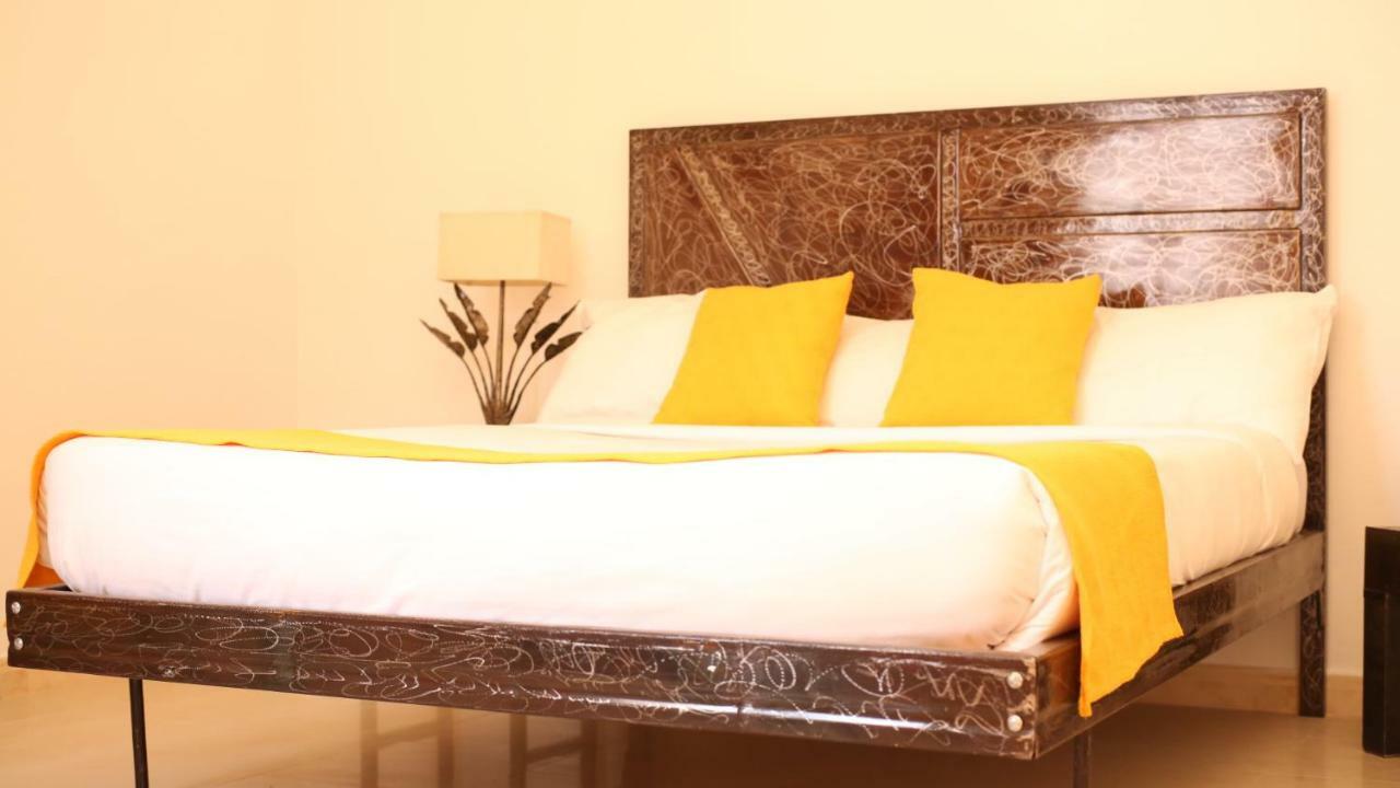 Illiyin Boutique Hotel Дакар Экстерьер фото