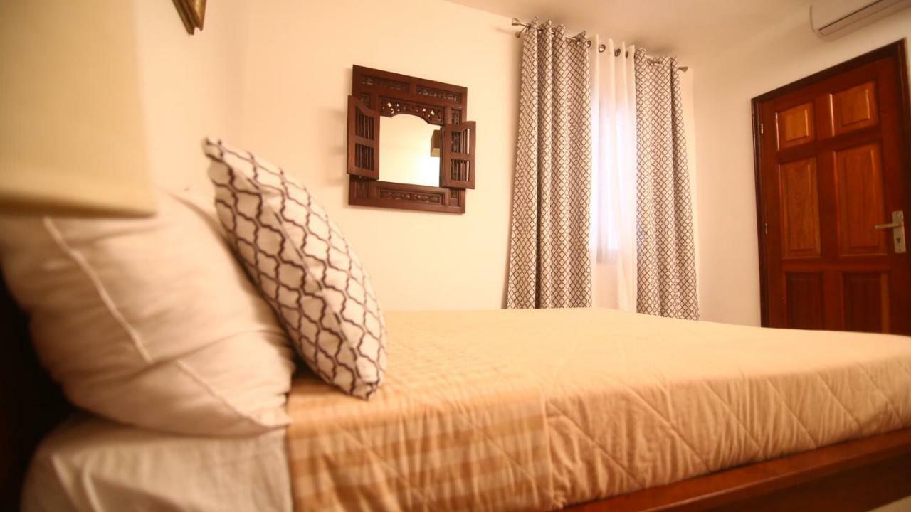 Illiyin Boutique Hotel Дакар Экстерьер фото